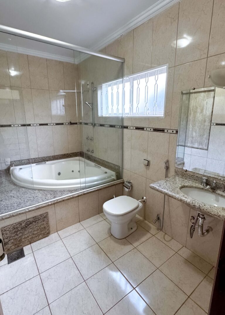 Banheiro Suíte 1 com hidro