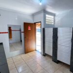 Banheiro coletivo feminino