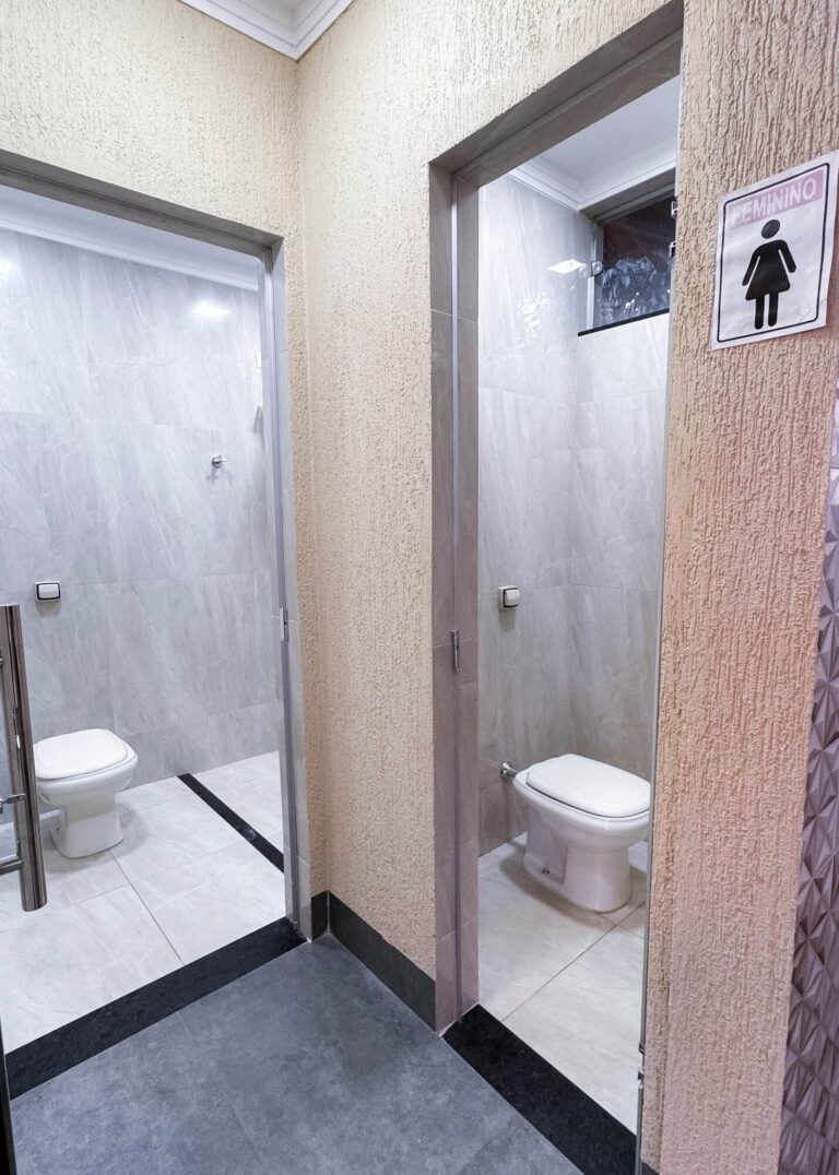 Banheiros feminino