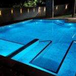 Piscina com LED RGB